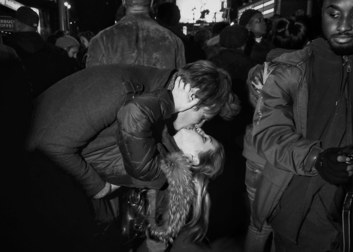 Celebration Kiss