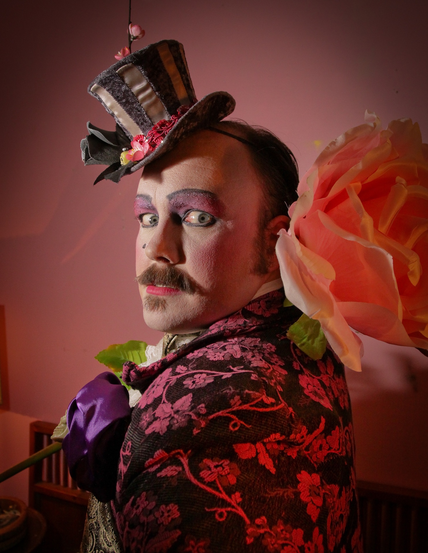 Dandy Darkly 1